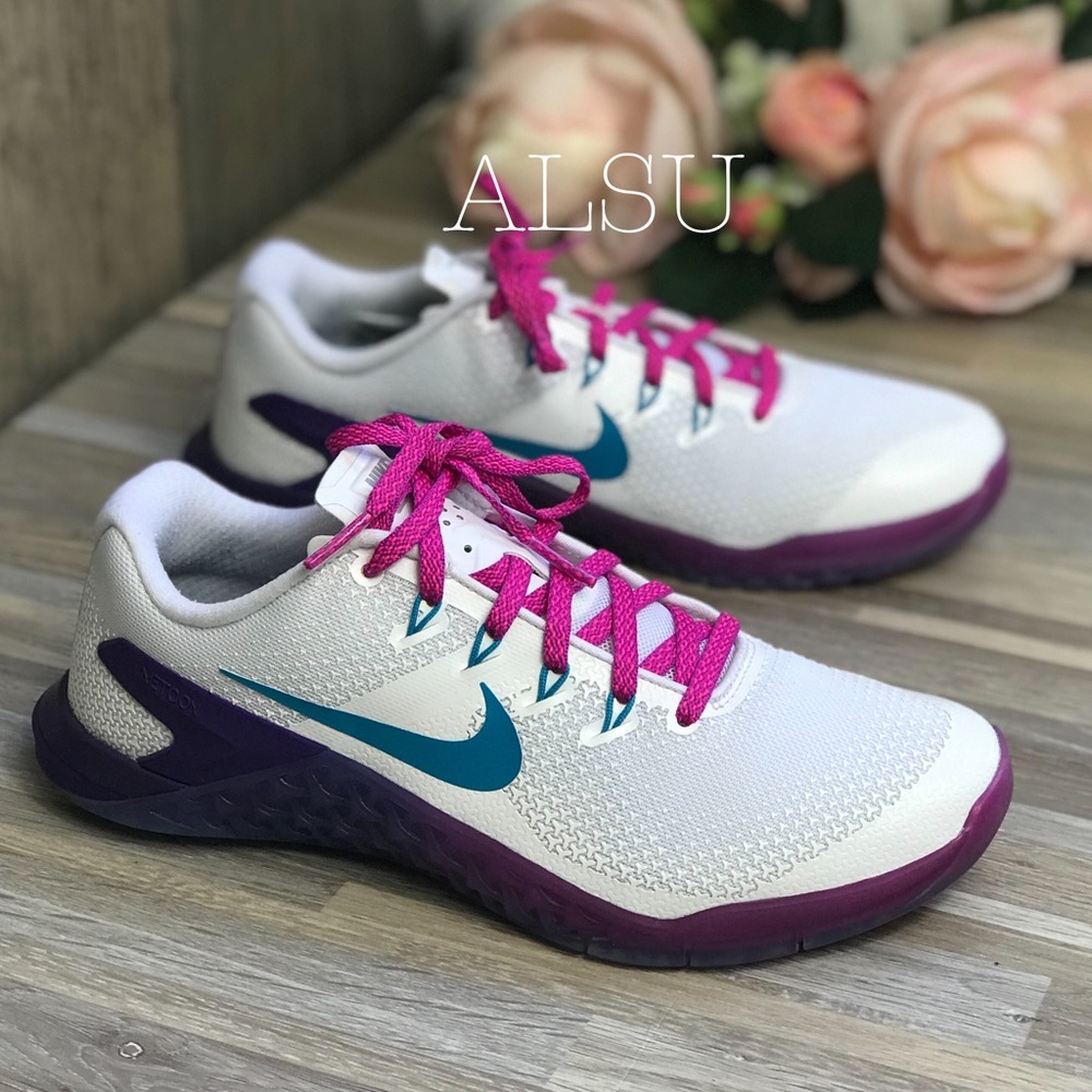 NikeID Metcon 4 White Violet Pink W AUTHENTIC - Picture 3 of 8